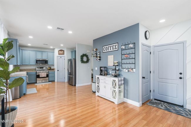 7220 Windswept Loop, House other with 4 bedrooms, 3 bathrooms and 2 parking in Sparks NV | Image 15