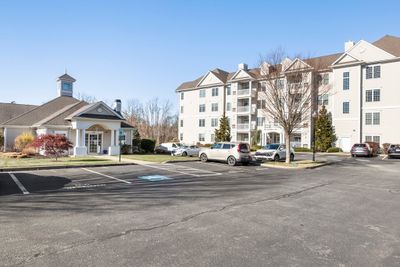 1202 - 1481 Phillips Rd, Condo with 2 bedrooms, 2 bathrooms and 1 parking in New Bedford MA | Image 3