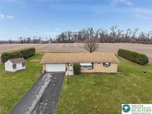 4722 Steuben Rd, Nazareth, PA, 18064-9790 | Card Image