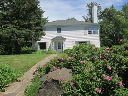 500 Lakeshore Dr, Ontonagon, MI, 49953-1851 | Card Image