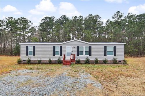 3900 Mckethan St, Wade, NC, 28395-9720 | Card Image