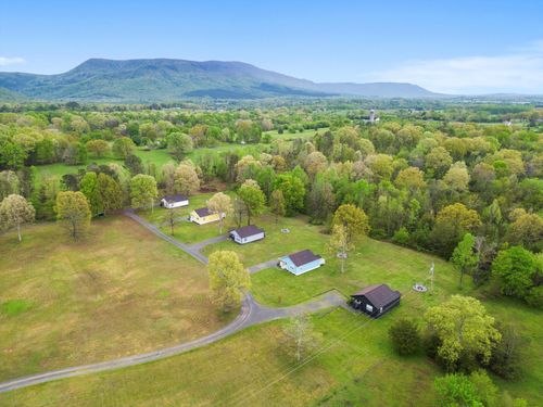 142 Bowater Rd, Delano, TN, 37325-7034 | Card Image
