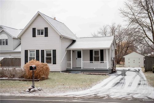 5300 Lake Ave, Orchard Park, NY, 14127-1041 | Card Image