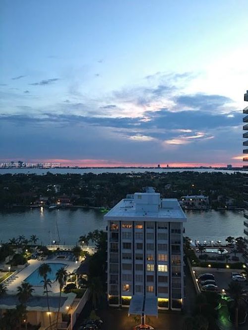 apt-1524-5601 Collins Ave, Miami Beach, FL, 33140-2414 | Card Image