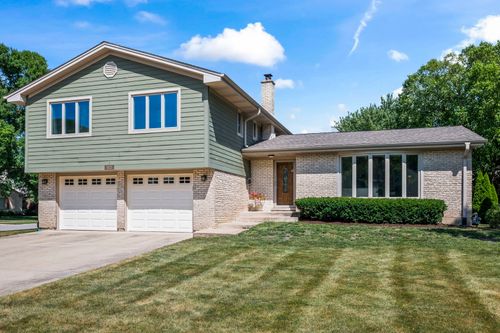1621 N Belmont Ave, Arlington Heights, IL, 60004-3913 | Card Image
