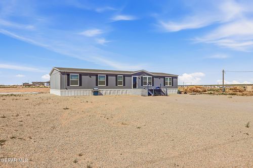 1369 Arasian Desert Dr, Chaparral, NM, 88081-7143 | Card Image