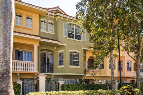 11860 Valencia Gardens Ave, Palm Beach Gardens, FL, 33410-2933 | Card Image