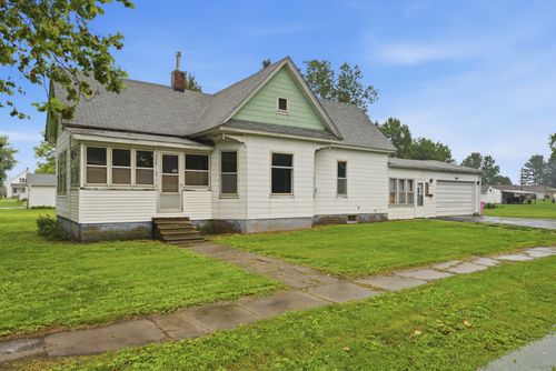 201 E Liberty St, Joy, IL, 61260-8595 | Card Image