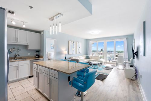 832-9902 S Thomas Dr, Panama City Beach, FL, 32408-1201 | Card Image