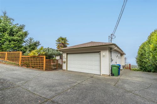 4718 Laguna Way, Nanaimo, BC, V9T5C3 | Card Image