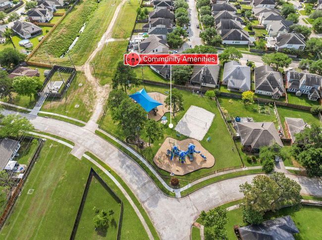Park and sand volleyball court within walking distance | Image 30