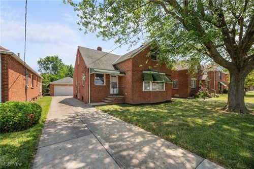 3301 Warren Rd, Cleveland, OH, 44111-2050 | Card Image