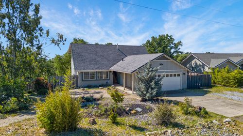 22153 Oak Run Pl, Cottonwood, CA, 96022-7700 | Card Image