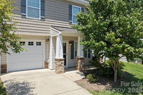 19 Barnett Shoals Dr, Weaverville, NC, 28787-8862 | Card Image