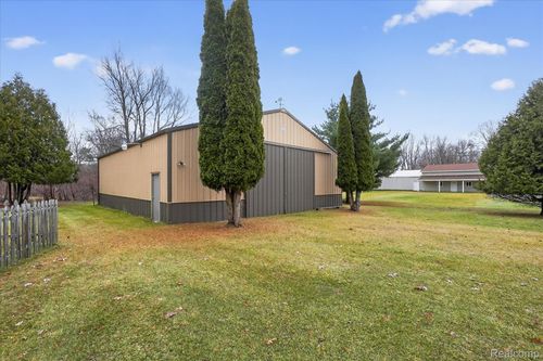 13106 N Genesee Rd, Clio, MI, 48420-9164 | Card Image