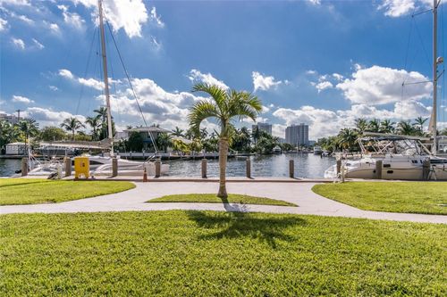 apt-514-301 Golden Isles Dr, Hallandale Beach, FL, 33009-5873 | Card Image