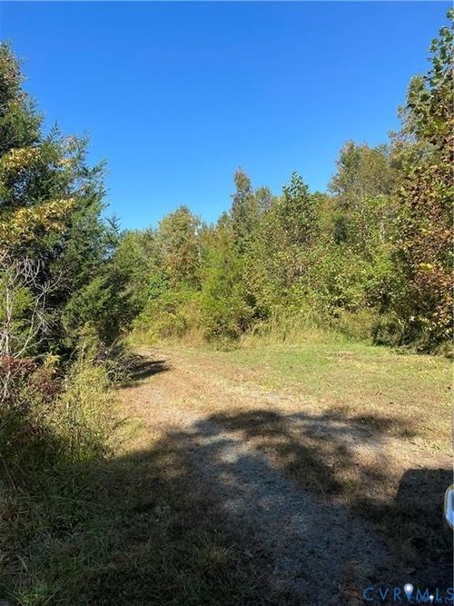 470 Price Rd, Louisa, VA, 23093-2525 | Card Image