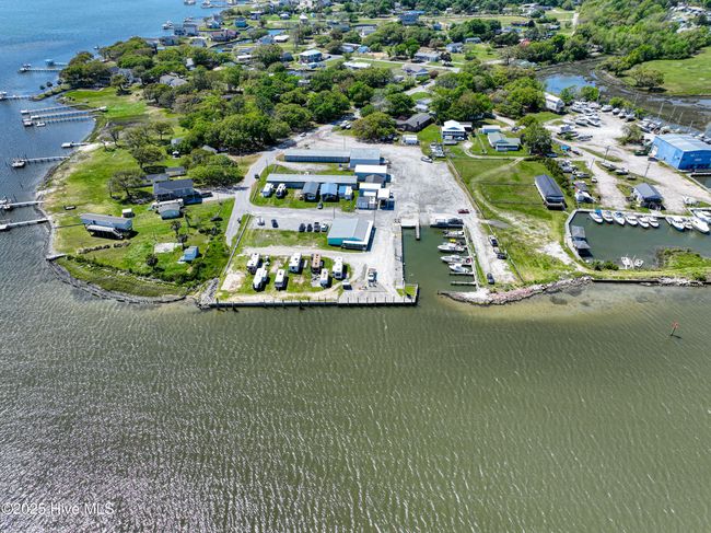 258 Swan Point Rd, Home with 0 bedrooms, 0 bathrooms and null parking in Sneads Ferry NC | Image 24
