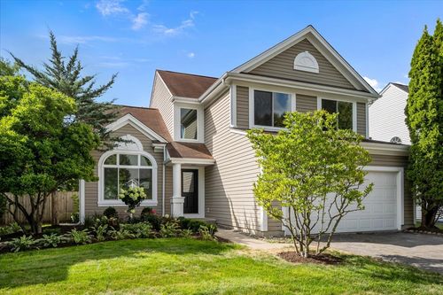872 Tylerton Cir, Grayslake, IL, 60030-1197 | Card Image