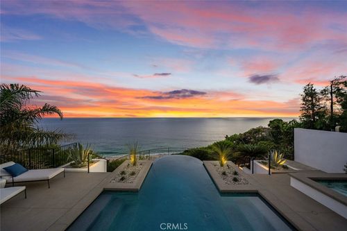 32101 Coast Hwy, Laguna Beach, CA, 92651-6869 | Card Image