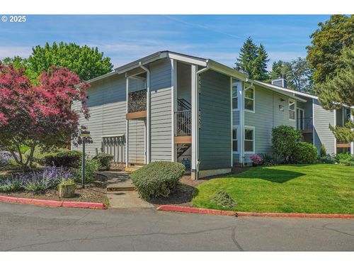 8458 Sw Mohawk St, Tualatin, OR, 97062-9139 | Card Image