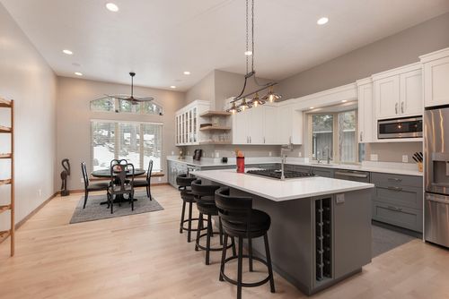 3566 Nw Braid Dr, Bend, OR, 97703-8695 | Card Image