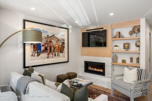 8-803 E Durant Avenue, Aspen, CO, 81611 | Card Image