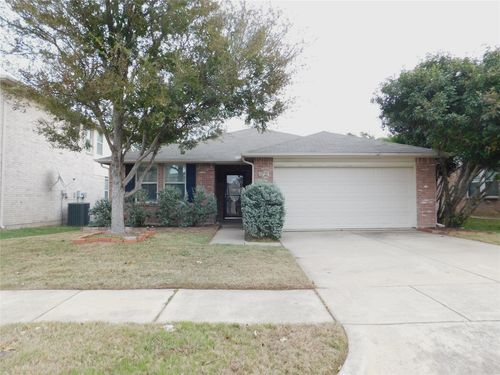 5721 Thoroughbred Trl, Denton, TX, 76210-0431 | Card Image