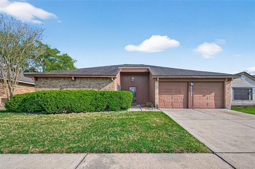 2311 Leading Edge Drive, Friendswood, TX, 77546 | Card Image