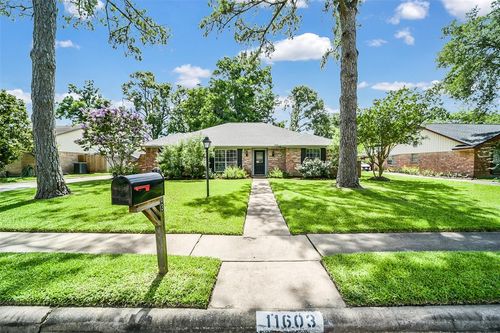 11603 Barwood Bend Dr, Houston, TX, 77065-2132 | Card Image