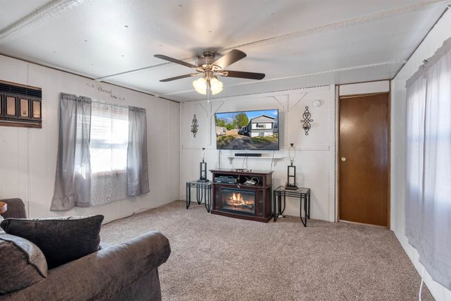 32 Sixth St, House other with 2 bedrooms, 1 bathrooms and null parking in Colchester VT | Image 5