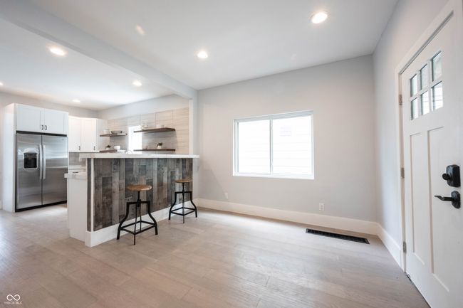 722 E Minnesota St, House other with 3 bedrooms, 2 bathrooms and null parking in Indianapolis IN | Image 6