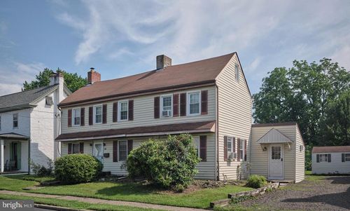 301 Main St, Hulmeville, PA, 19047-5801 | Card Image