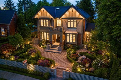 6038 Marguerite St, Vancouver, BC, V6M3L1 | Card Image