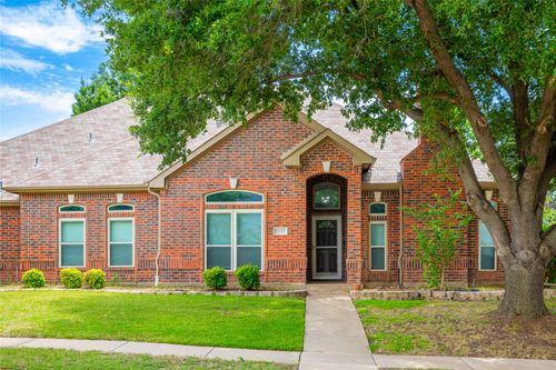 1803 Fern Ct, Grapevine, TX, 76051-3556 | Card Image