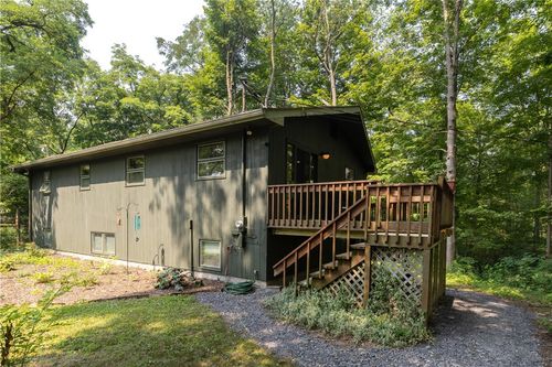 77 Searles Road Ext, Lansing, NY, 14882-9081 | Card Image