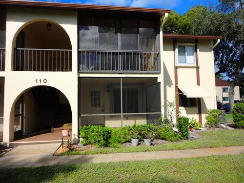 b1-110 Lake Pine Cir, Greenacres, FL, 33463-5518 | Card Image