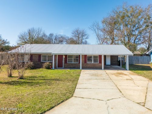 103 Reeves St, Long Beach, MS, 39560-2620 | Card Image