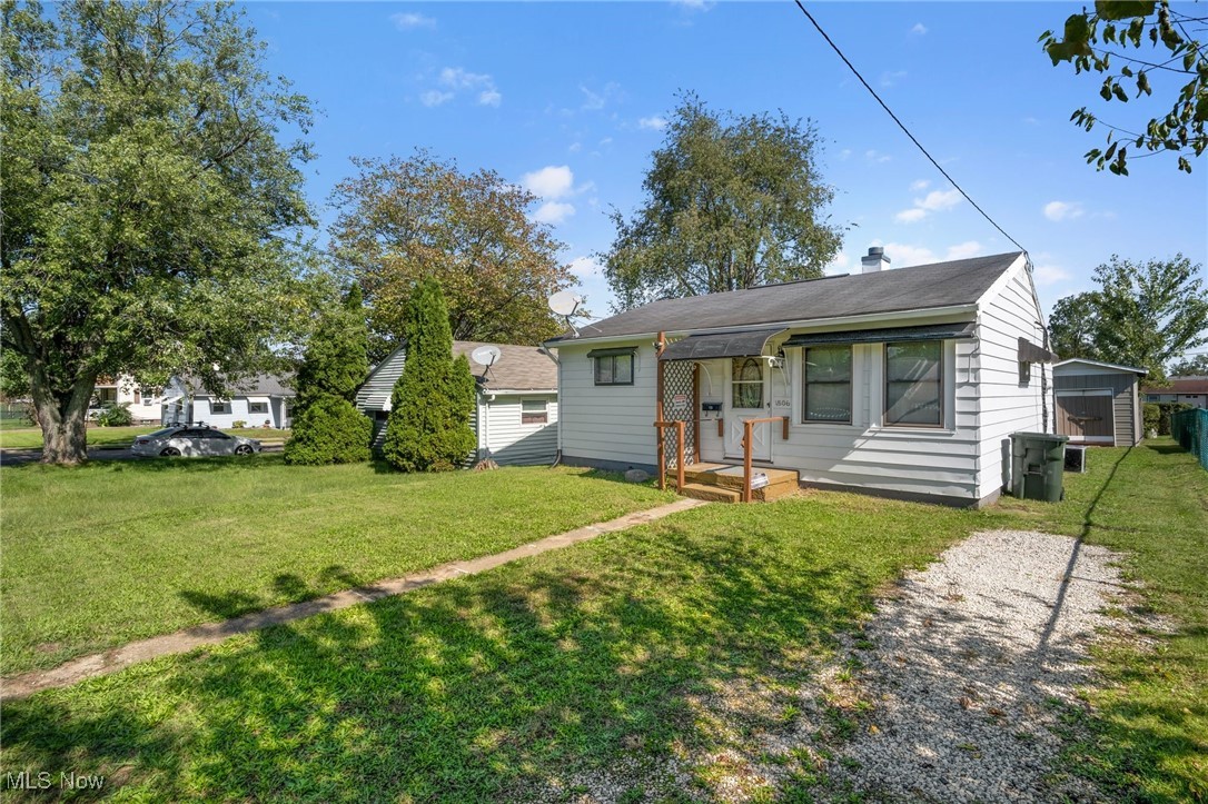 Wertz Ave, Canton, OH 44706