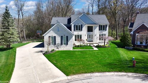 3973 Winslow Dr, Auburn Hills, MI, 48326-1891 | Card Image