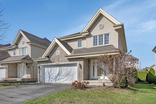 160 Louise St, Rockland, ON, K4K1R8 | Card Image