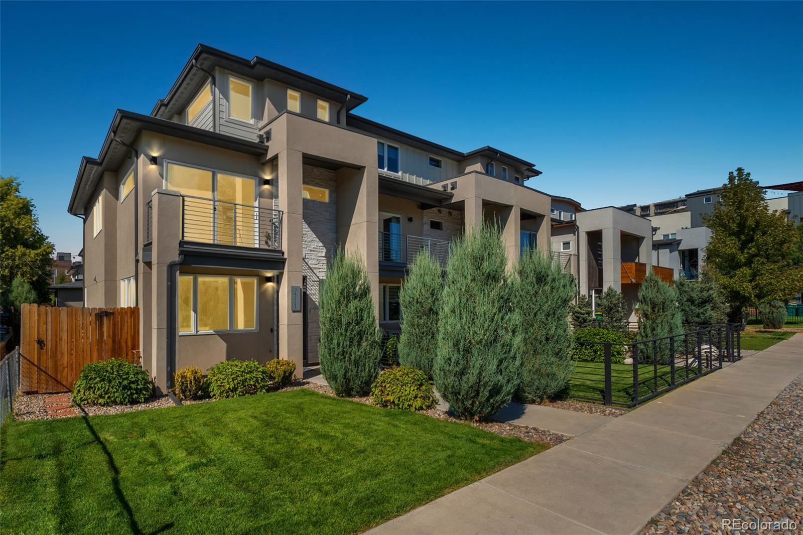 Ogden St, Englewood, CO 80113