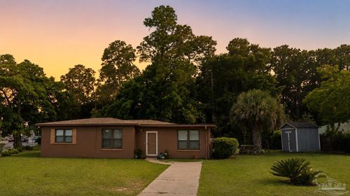 3933 N 9th Ave, Pensacola, FL, 32503-2861 | Card Image