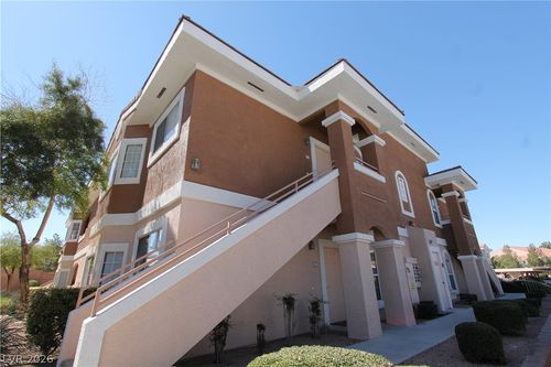 423-830 Carnegie St, Henderson, NV, 89052-5731 | Card Image