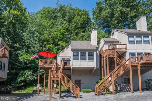 19d-135 Jeffrey Ln, OAKLAND, MD, 21550-7229 | Card Image