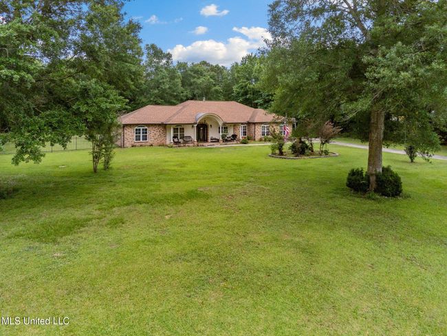 Lazy Acres | Image 22
