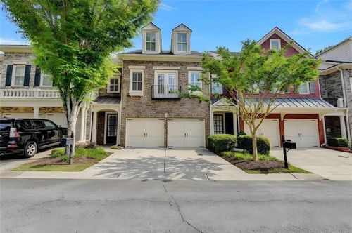 7472 Portbury Park Ln, Suwanee, GA, 30024-6662 | Card Image