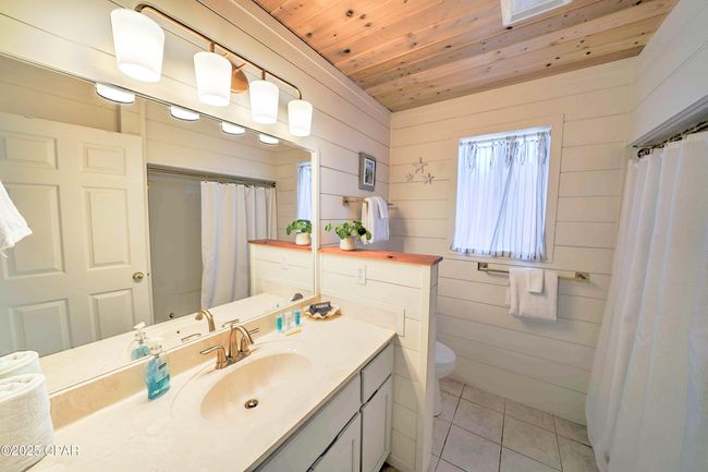 76 Gulf Loop, House other with 3 bedrooms, 2 bathrooms and null parking in Panama City Beach FL | Image 23