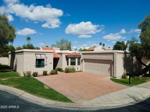 7220 E Buena Terra Way, Scottsdale, AZ, 85250-6423 | Card Image