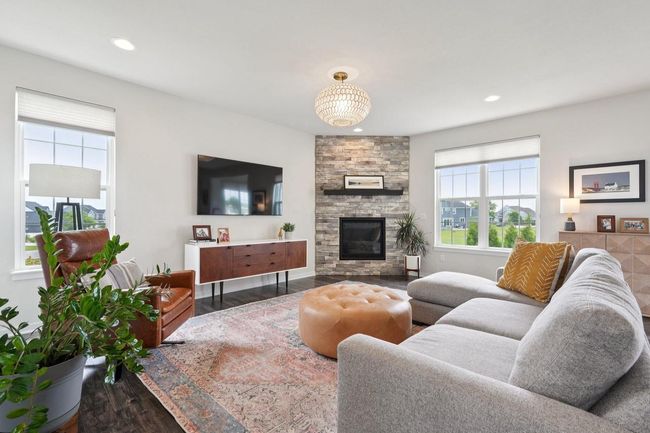 8975 W Eagle Court, House other with 5 bedrooms, 3 bathrooms and null parking in Mequon WI | Image 6
